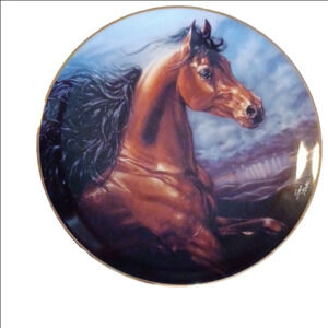THE DANBURY MINT, CHOSEN CHAMPION, DECORATIVE HORSE PLATE, BY SUSIE MORT…